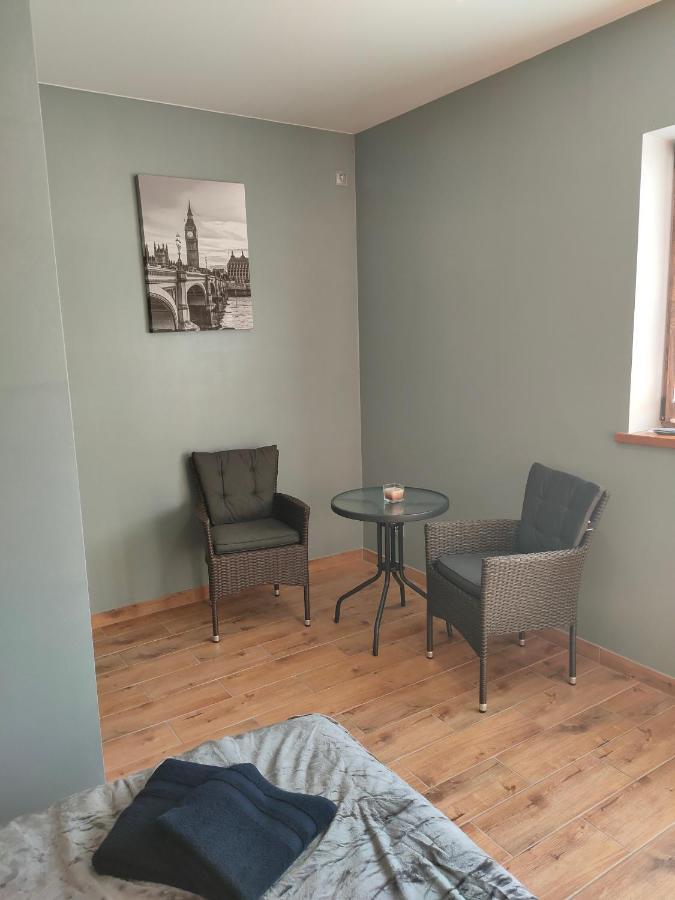 Hotel Rava-Ruska Eksteriør billede
