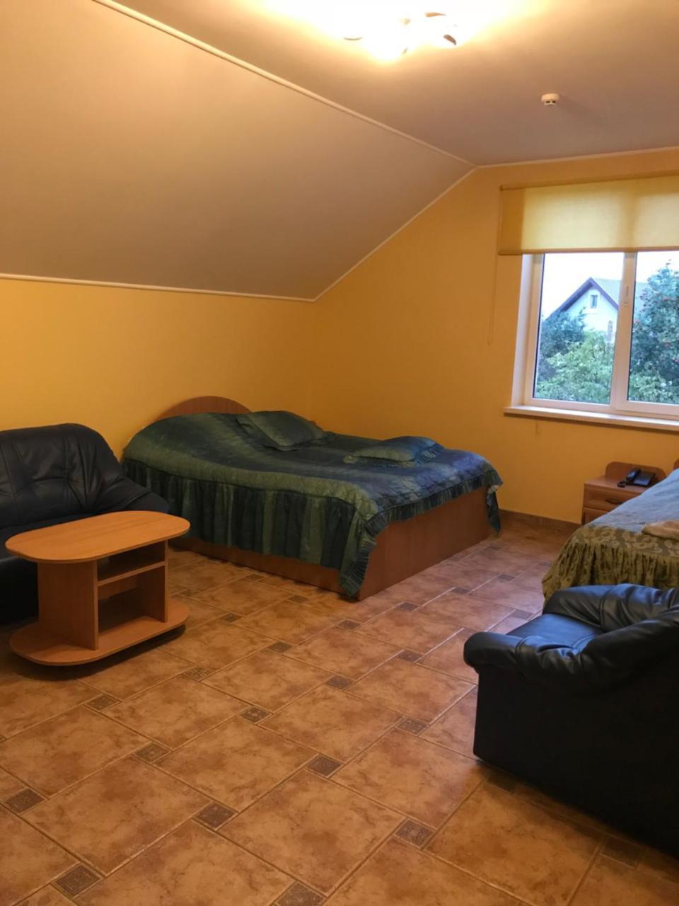 Hotel Rava-Ruska Eksteriør billede