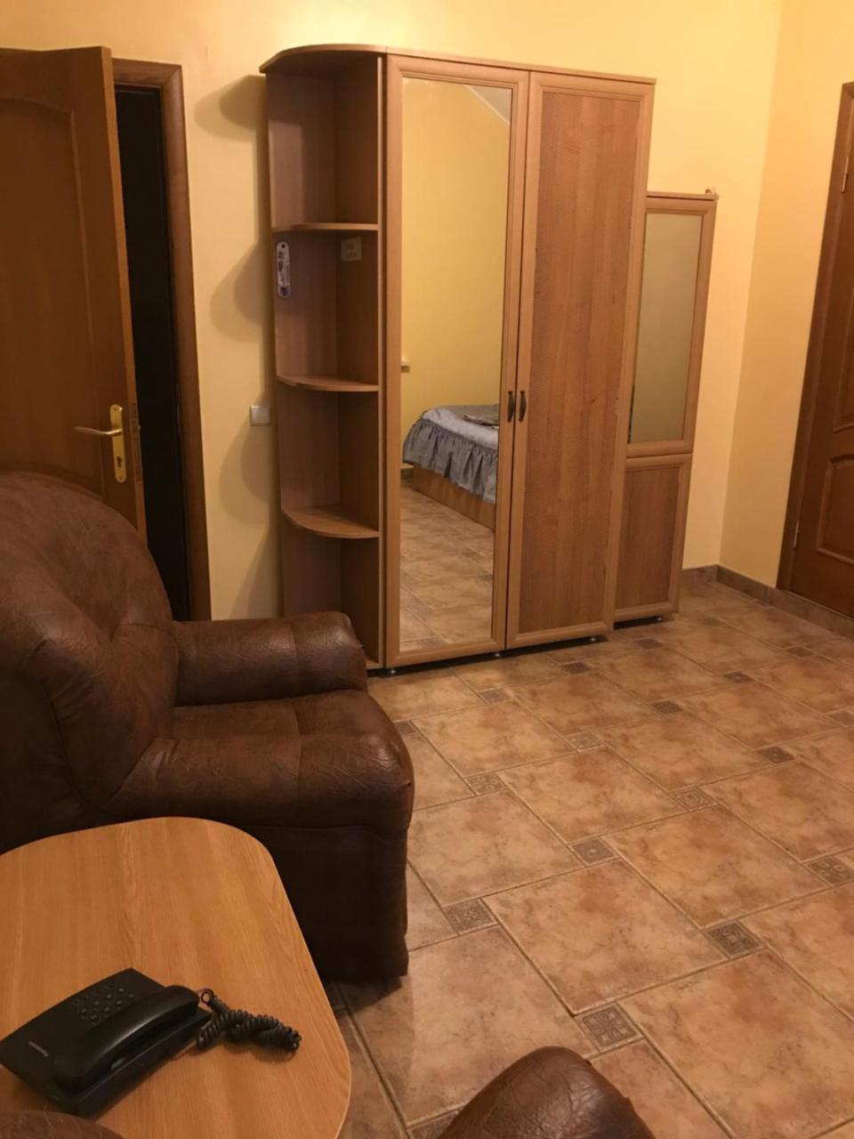 Hotel Rava-Ruska Eksteriør billede